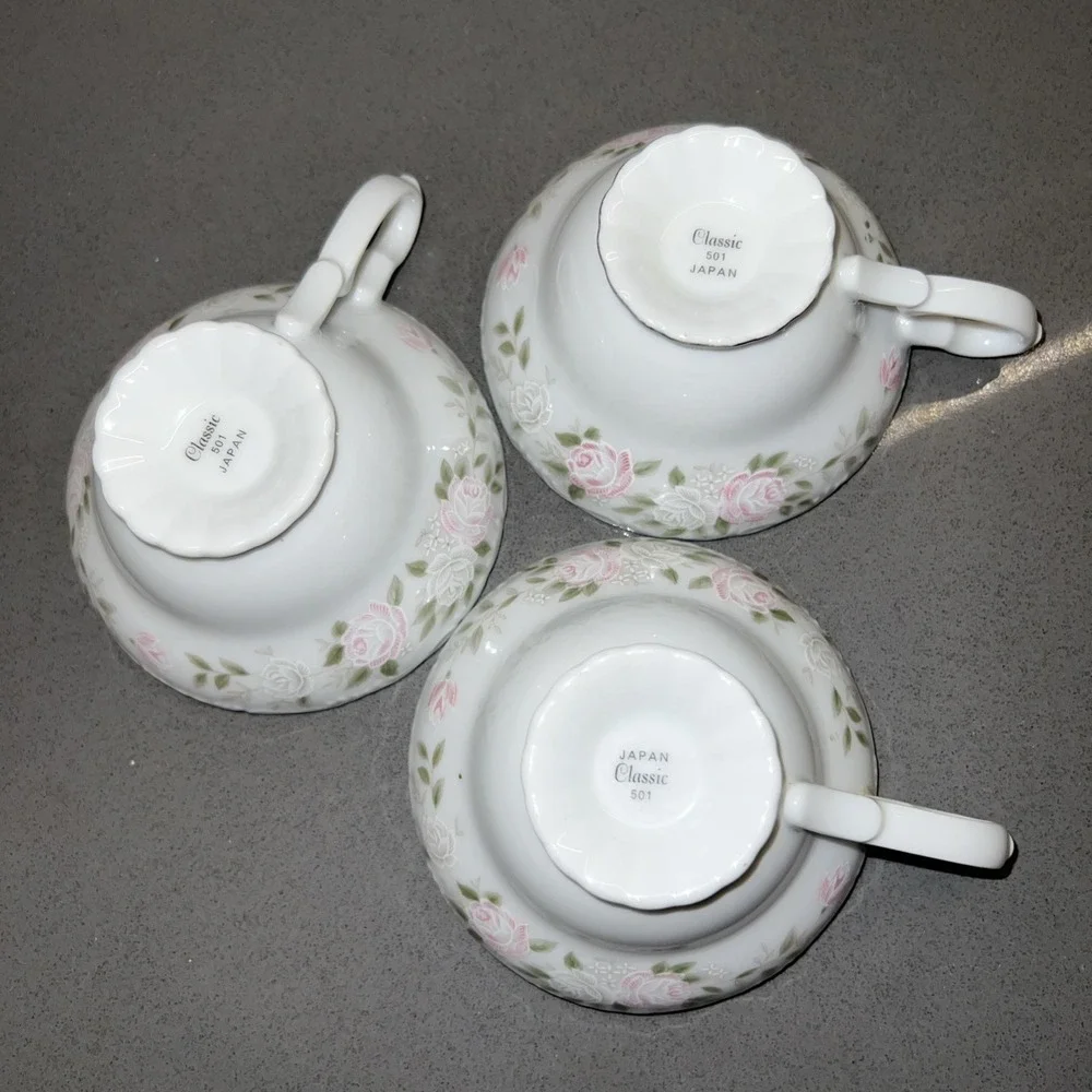 3 Classic by Sheffield Fine China (501) tea cups